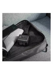 أوكي محول العالمي مع 3 منافذ USB - أسود