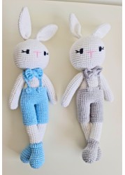 Exquisite Handcrafted Crochet Doll: Enchanting and Huggable Amigurumi Creation, Crafted with Care from 100% Cotton, Ideal for Children, A Thoughtful Gift and Captivating Nursery Accent