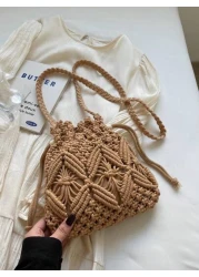 Handwoven Small Shoulder Bag New Fashion Straw Crossbody Bag Niche Beach Side Versatile Design Envelope Shape Small Square Bag Chic Retro Style Crossbody Bag For Vacation Beach