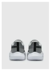 Reebok حذاء الجري Energen Lux باللون الرمادي للرجال