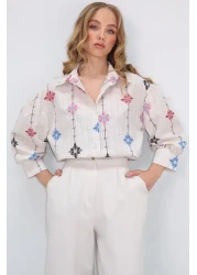 Trend Alaçatı Stili Women's Beige-Lilac Princess Floral Print Flamed Linen Woven Shirt Alc-X10398