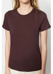  Collection تي شيرت محبوك أساسي برقبة دائرية مكون من قطعتين من القطن بنسبة 100% باللون البني والبيج TWOSS20TS0141