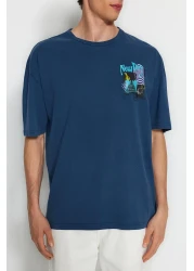  Collection تي شيرت قطني كبير الحجم مطبوع باللون النيلي الغامض - TMNSS22TS0838