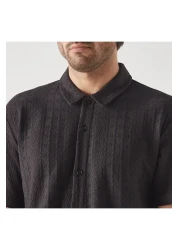 Iconic Textured Shirt with Short Sleeves