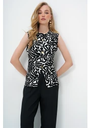 Trend Alaçatı Stili Women's Black White Crew Neck Gold Buttoned Ottoban Blouse Alc-X13729