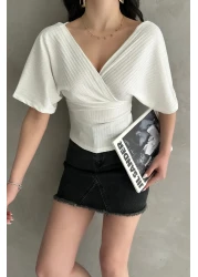 Fav Style بلوزة نسائية بأكمام قصيرة وياقة مزدوجة الصدر وظهر على شكل حرف V وتفاصيل شريط متقاطع باللون الأبيض