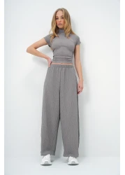 Trend Alaçatı Stili Grey Stand Collar Draped Crop Blouse and Wide Leg Pants Set - Alc-X13411