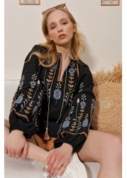Trend Alaçatı Stili Women's Black Crew Neck Front and Sleeves Embroidered Linen Woven Blouse ALC-X10193