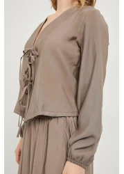 Arma Life بلوزة نسائية قصيرة من فرو المنك بأكمام طويلة ورباط