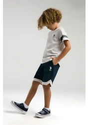 U.S. Polo Assn. بدلة برمودا كريمية للأولاد