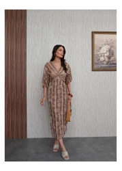 ESRAHELVACI Scalloped Balloon Sleeve Midi Dress