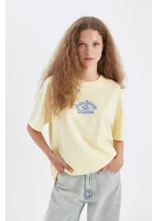 Defacto تي شيرت كبير الحجم بأكمام قصيرة ورقبة دائرية وطباعة خلفية D4929ax24au