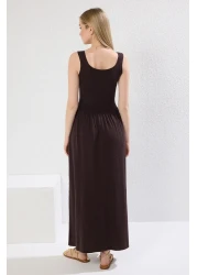  Collection فستان تريكو متوسط الطول بني فاخر - رقبة دائرية، أشرطة، خيوط خاصة TWOSS25EL00333