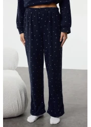  Collection طقم بيجامة شتوية من الصوف باللون الأزرق الداكن - مع تفاصيل قلب وربطة عنق THMAW25PT00139