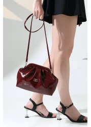 Moda Lime حقيبة يد وكتف نسائية حديثة بحزام متقاطع من الجلد اللامع