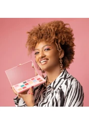 CALLA Makeup Fantasy Eyeshadow Palette - 18 Colors