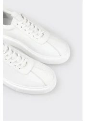 Elle أحذية رياضية جلدية بيضاء للرجال