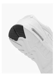 Lee Cooper حذاء رياضي رجالي من Lee Cooper مزين بشعار مع رباط للإغلاق