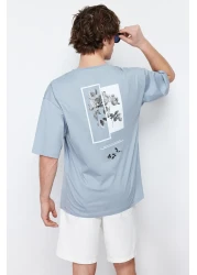 Trendyol Collection تي شيرت قطني واسع القطع مطبوع عليه زهور رمادية - TMNSS21TS1223