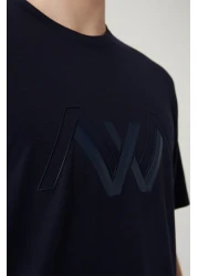 Avva تي شيرت رجالي باللون الأزرق الداكن برقبة دائرية وطبعة ناعمة الملمس A41y1037