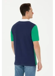 U.S. Polo Assn. تي شيرت رجالي باللون الأخضر بياقة بولو 50263396 -vr054