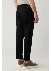 Avva بنطال رجالي أسود مريح من مزيج القطن بخصر كلاسيكي A41y3037