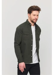 YXC Trend Maker قميص رجالي من قماش الدنيم ذو قصة ضيقة باللون الكاكي الداكن