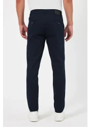 TheSeason بنطال تشينو مرن من القطن الجبردين باللون الأزرق الداكن للرجال