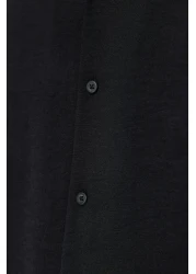  Collection قميص صيفي كبير الحجم من الكتان بأكمام قصيرة - أسود TMNSS24GO00019