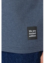  Collection Indigo Texture Wide Cut Waffle T-Shirt - Pocket and Label, Short Sleeve Tmnss23Ts00077