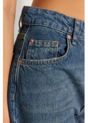  Collection جينز أزرق عالي الخصر بأرجل واسعة مع تأثير شاحب - TWOSS24JE00050