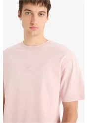 Defacto تي شيرت بأكمام قصيرة وطبعة خلفية من القطن 100% بقصة مربعة الشكل F5766AX25SM