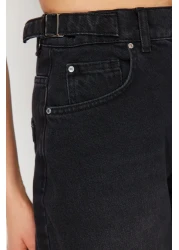  Collection بنطلون جينز أسود أكثر استدامة بقصة واسعة وخصر عالي من Carpenter Skater TWOAW24JE00308