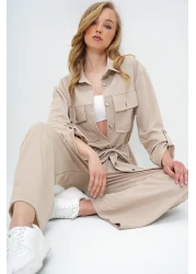 Trend Alaçatı Stili Beige Double Pocket Safari Jacket and Crepe Bottom Top Set with Wide Leg Pants with Elastic Waist Alc-X14086