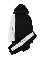 TRENDYOLKIDS طقم سويت شيرت وبدلة رياضية بغطاء للرأس من القطن باللون الأسود للأولاد - TKDAW25AU00058