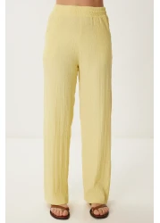 Lovelyİstanbul بدلة محبوكة بحزام بالازو أصفر LBY0002