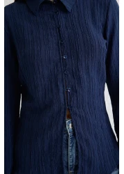  Collection Dark Navy Textured Fitted Waist Sitting Woven Shirt Twoss24Go00002