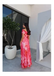 ESRAHELVACI فستان منقوش عليه زهور بياقة مادونا