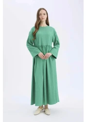 Defacto Crew Neck Long Sleeve Seersucker Textured Maxi Dress - Regular Fit E6597Ax25Sp