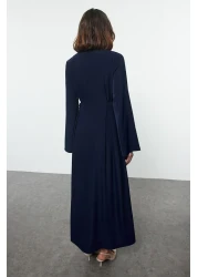  Modest فستان قميص منسوج بأزرار مربوطة باللون الأزرق الداكن TCTAW25EB00087