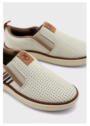 MOLEKINHO حذاء رياضي أبيض للأولاد الصغار | صنع في البرازيل