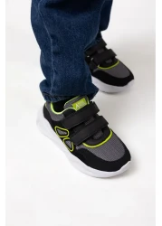 kids A more Manj Air Mesh Detailed Ultra Light Sole Boys' Sports Shoes Black