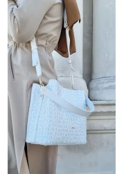 Just Polo حقيبة كتف نسائية بيضاء بحزامين مكونة من 5 أقسام ومحفظة