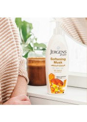 Jergens Softening Musk Moisturizer White 400ml