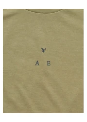 American Eagle تي شيرت بشعار AE