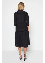  Collection فستان أسود منسوج متوسط الطول مطرز بقصة مستقيمة TWOAW22EL0882