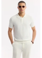 Avva تي شيرت رجالي منسوج بياقة بولو وقصة عادية من Ecru B005120