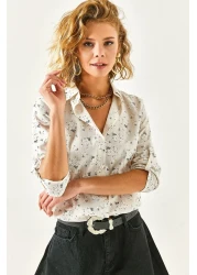Olalook قميص كتان نسائي بيج بأكمام منقوشة بالزهور GML-19000825