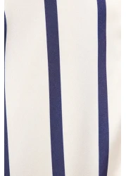  Collection قميص إكرو ساتان كبير الحجم - مقاس واسع، مخطط TWOAW24GO00016