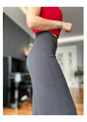 Atelier Derin بنطلون أسود عالي الخصر واسع القطع